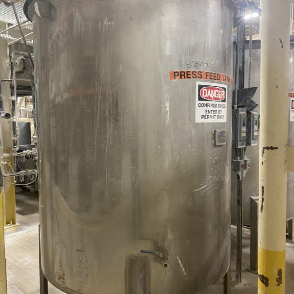 1200加仑不锈钢水箱